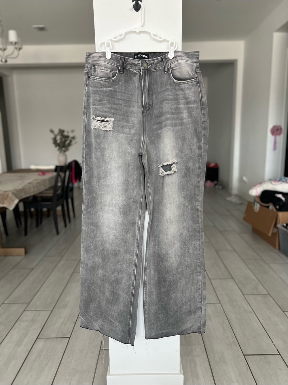 Fashion Nova Wide Leg Jeans- size 15 tall girl friendly!